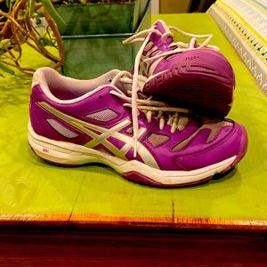 ASICS tennis shoes. Size 7 purple pink color.